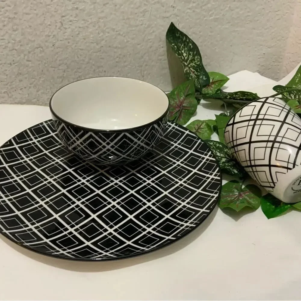 Dover & York 1 Dinner Plate 10.5” Geometric Ceramic , 1 bowl 1 mug A14